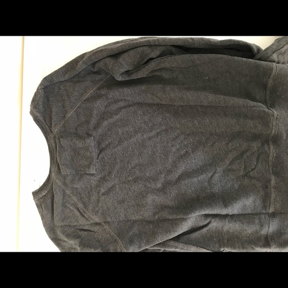 Abercrombie sweater - Picture 3 of 3